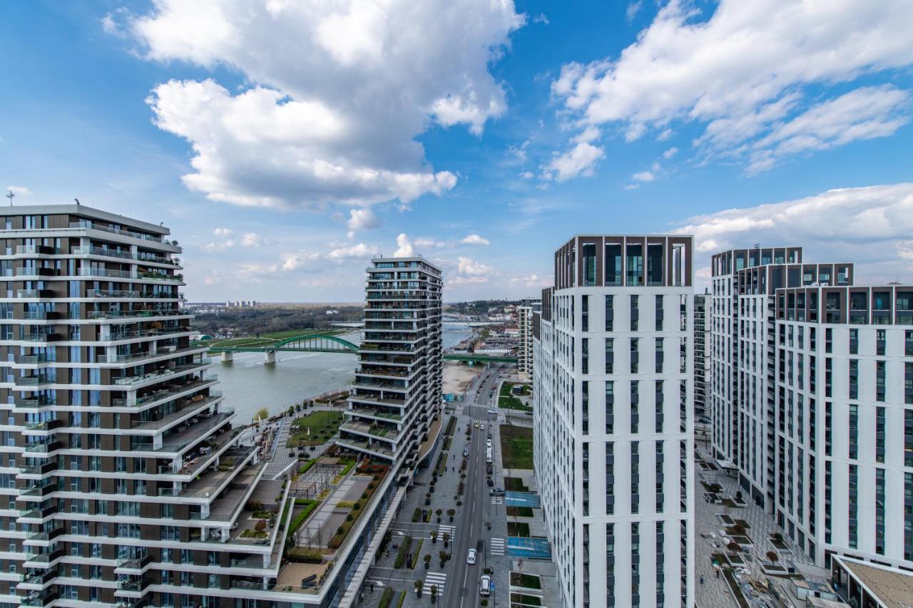 Modern In Waterfront